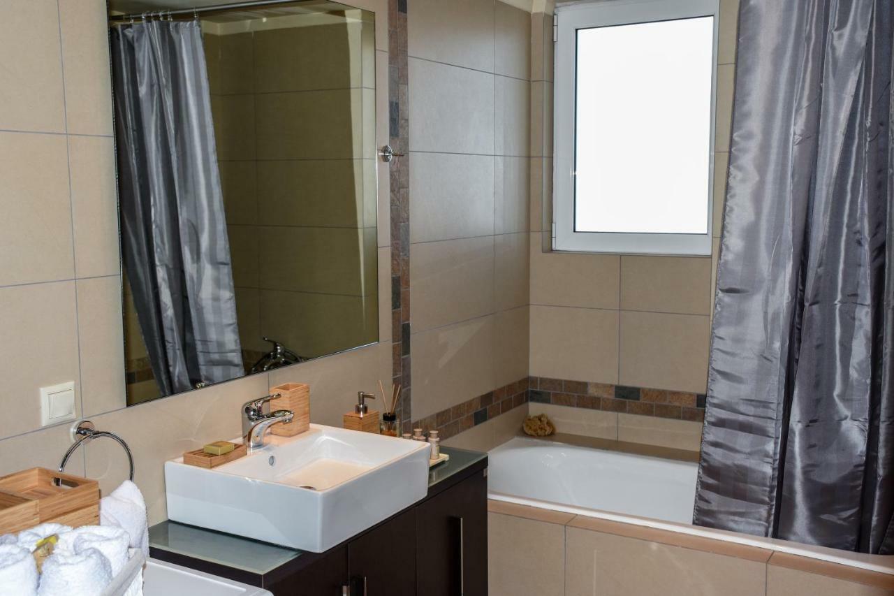 Boutique Penthouse Next To Stavros Niarchos Foundation Lejlighed Athen Eksteriør billede